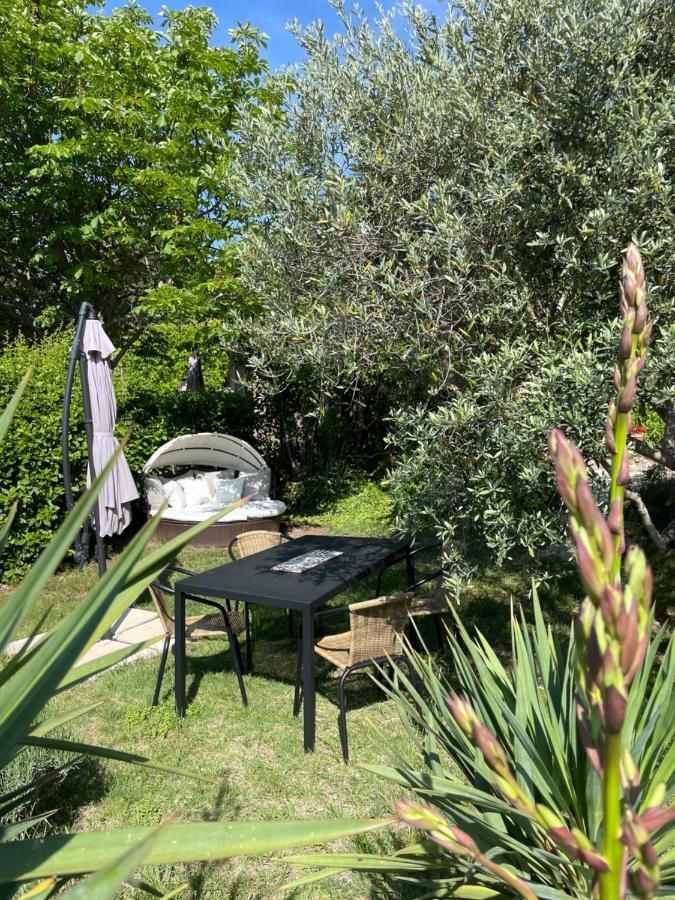 Sainte Victoire Le Cabanon Villa Puyloubier Dış mekan fotoğraf